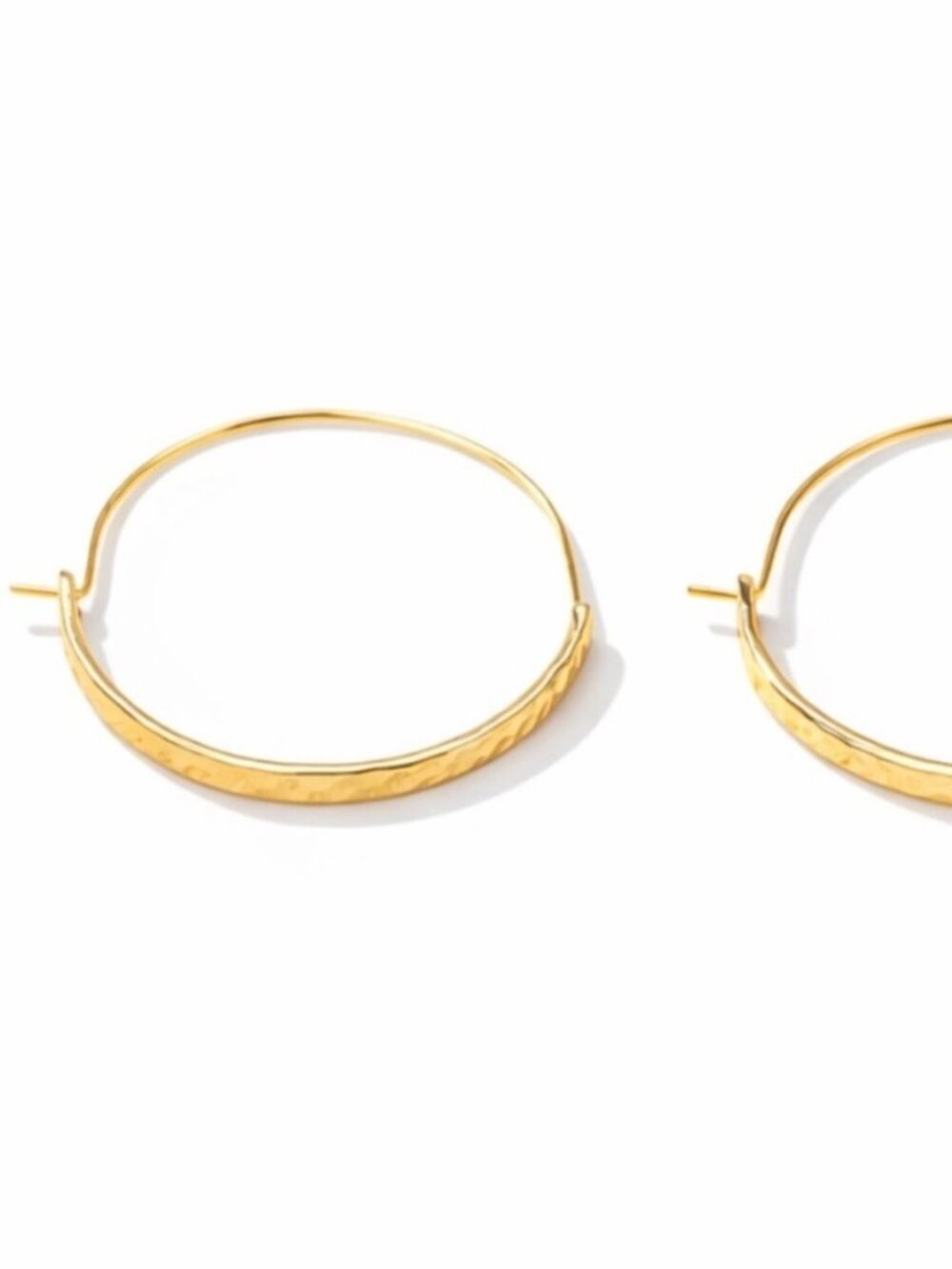 New! Annalise Hammered Gold Hoop Earrings (3012) NWOT - Picture 2 of 4